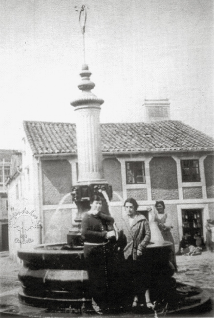 1922 - La fuente